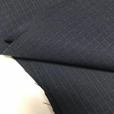 نسيج مترا أراميد المنسوج 220gsm يحتوي على قوة كسر 1000N 1200N مثالية للملابس الواقية ومعدات السلامة