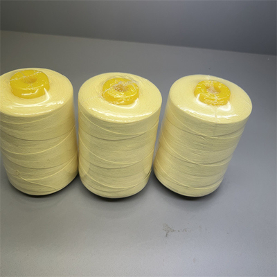 90TEX الفقرة Aramid الخام الأصفر الخياطة الموضوع للخياطة Ne20 / 3